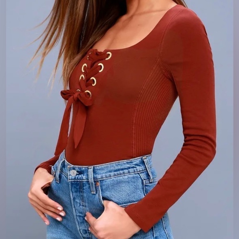 FREE PEOPLE Looking Back Rust Red Long Sleeve Lace-Up Top- Size Small